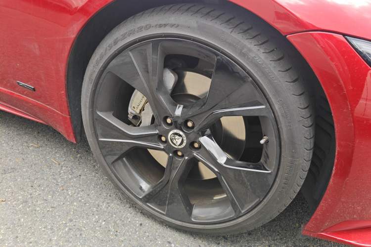 Used Jaguar F-TYPE 2024 P300 75th Anniversary Limited-Edition Hardtop Version