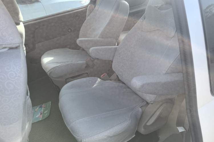 Used Buick GL8 2011 2.4L CT Comfort Edition Left Rear Seat