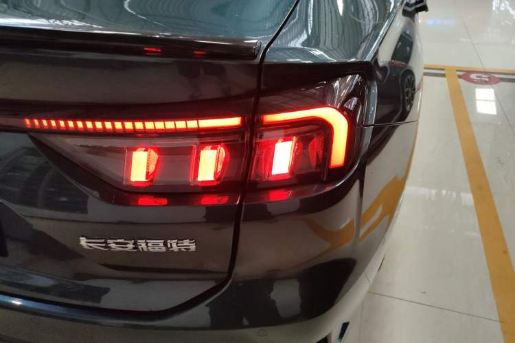 Used Ford Mondeo 2023 1.5T E-Hybrid ST-Line
