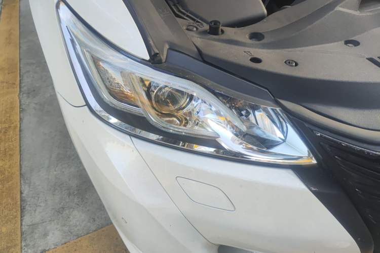 Used Toyota Crown 2015 2.0T Fashion Edition Right Front Headlight