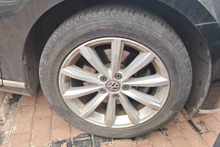 Used Volkswagen Magotan 2017 330TSI DSG Leading Model
