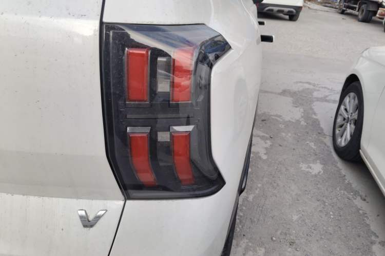 Used AION V 2024 Aion Tyrannosaurus 520 Smart Luxury Edition