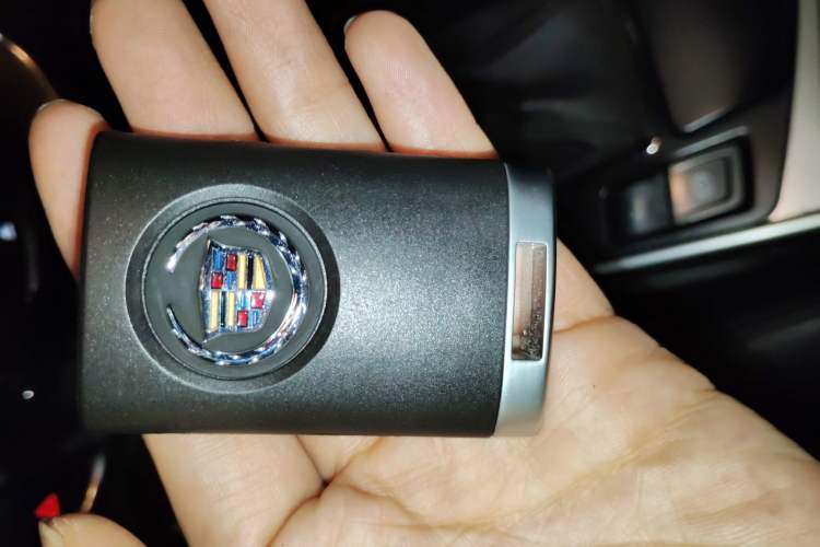 Used Cadillac SRX 2013 3.0L Luxury Model Vehicle Key