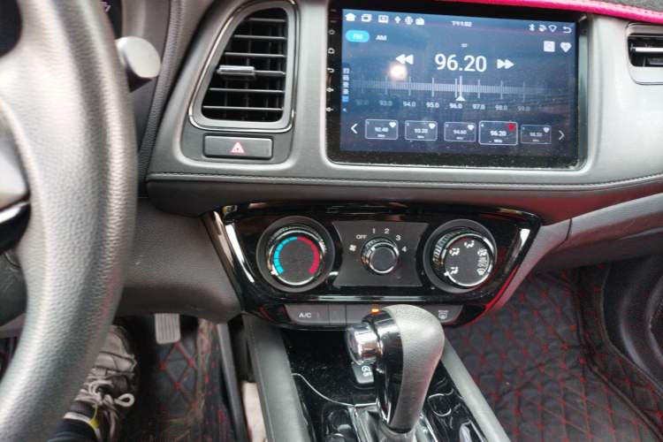 Used Honda Vezel 2020 1.5L CVT Elite Edition
