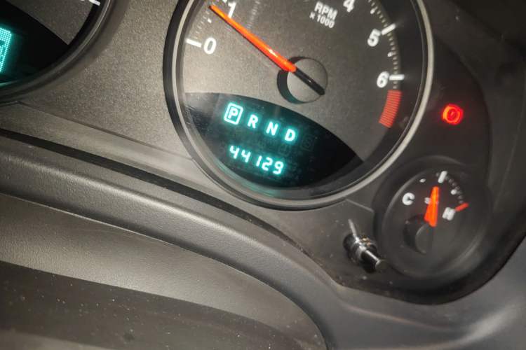 Used Jeep Compass 2012 2.4L four-wheel-drive sport version
