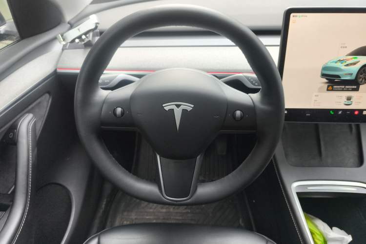 Used Tesla Model Y 2024 Rear-Wheel-Drive Version
