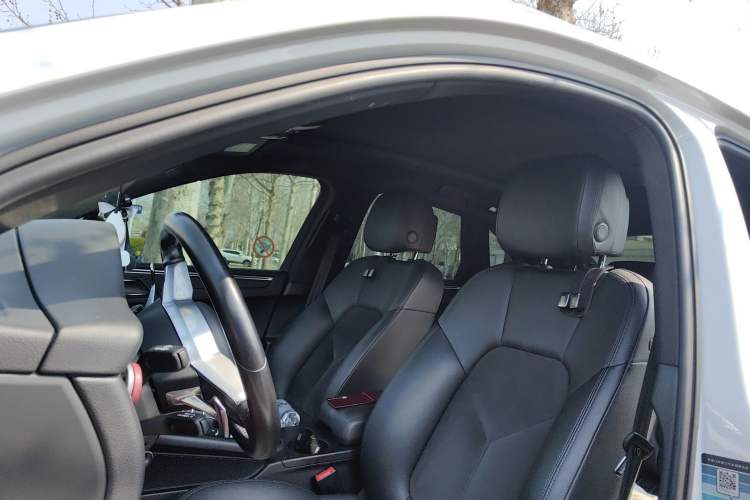 Used Porsche Macan 2021 Macan 2.0T