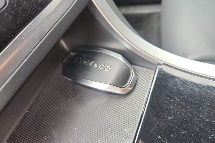 Used Lynk & Co 01 2019 2.0T Two-Wheel-Drive Pro Version China VI Standard
