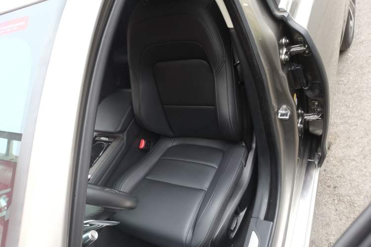 Used Jaguar XFL 2022 XFL 2.0T P200 Two-Wheel-Drive Elite Luxury Edition
