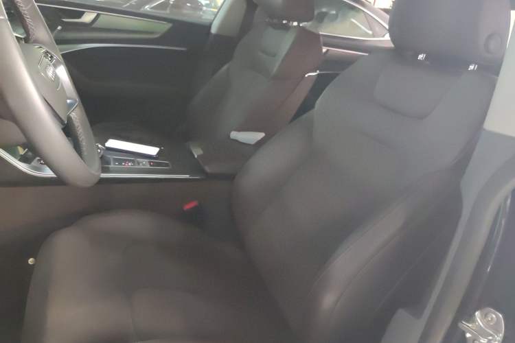 Used Audi A7L 2024 45TFSI S-line Dream-Building Edition Flow Crystal Package