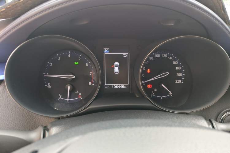 Used Toyota C-HR 2018 2.0L Leading with Sunroof China VI Standard
