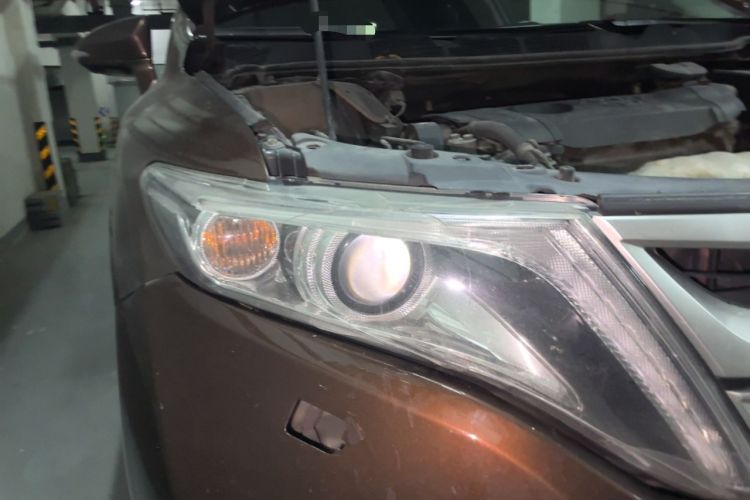 Used Toyota Venza 2013 2.7L 4x4 Luxury Edition Right Front Headlight