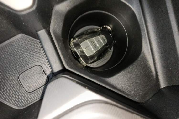 Used Geely Auto Emgrand 2025 4th Generation 1.5L CVT Flagship Version Interior 1