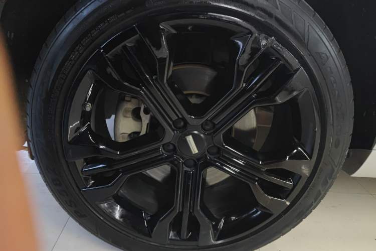 Used Wey VV7 2017 2.0T Flagship Model Left Front Wheel Hub