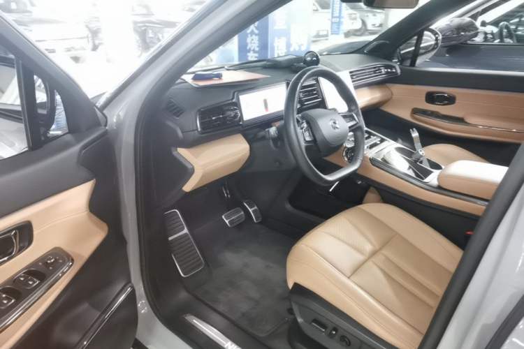 Used Nio ES8 2020 580 km Range 7-Seater Version