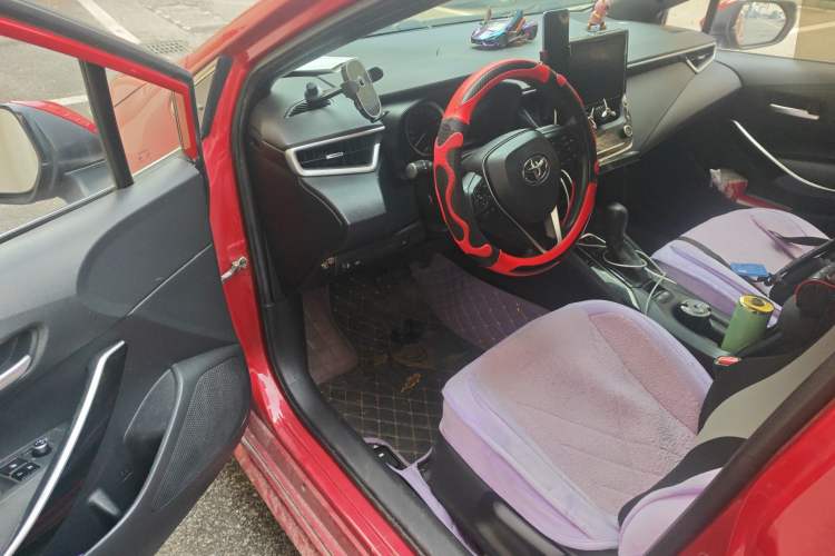 Used Toyota Levin 2019 Dual-Engine 1.8H E-CVT Luxury Edition China VI Standard Driver Seat