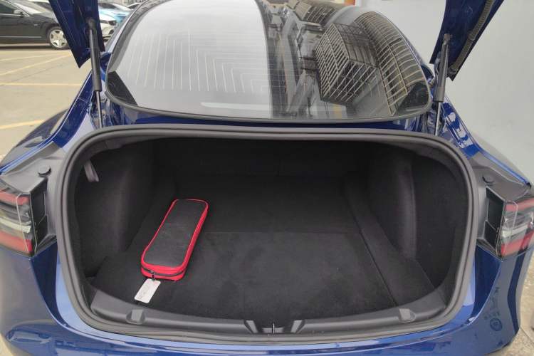 Used Tesla Model 3 2020 Revised Version Standard Range Rear-Wheel Drive – Upgraded Edition Trunk