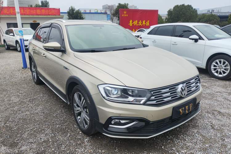 Used Volkswagen C-TREK 2018 230TSI DSG Luxury Version Exterior 1