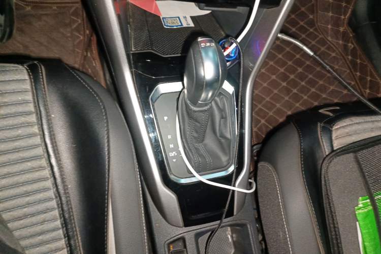 Used Volkswagen T-ROC 2020 280TSI DSG Two-Wheel Drive Advanced Version
