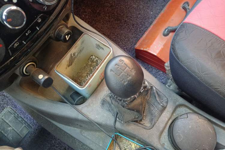 Used Wuling Rongguang V 2016 1.2L Practical Version Gear Lever