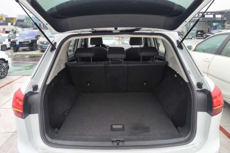 Used Volkswagen Tayron 2019 330TSI Two-Wheel Drive Luxury Model China VI Standard
