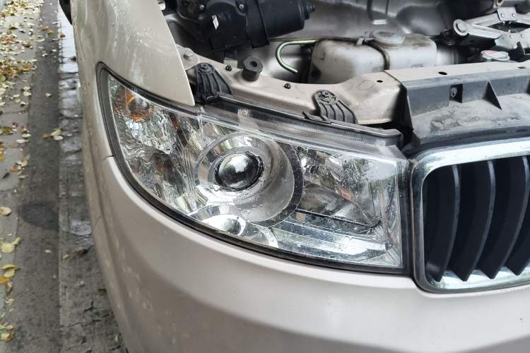 Used Jinbei Hiace X30 2019 1.5L Standard Version China VI SWC15M Right Front Headlight