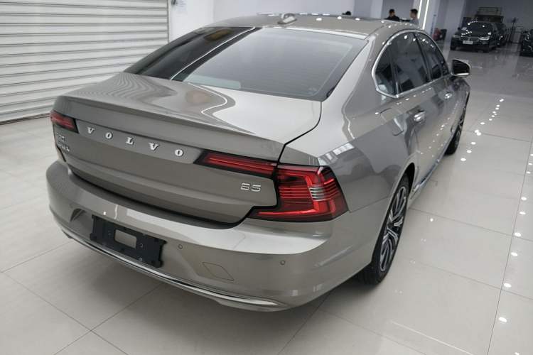 Used Volvo S90 2021 B5 Zhiyuan Luxury Edition