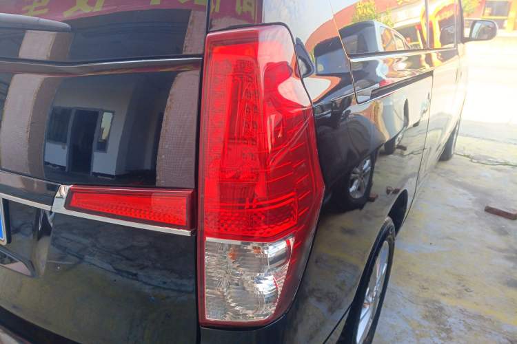 Used FORTHING Lingzhi PLUS 2021 2.0L Manual Luxury 7-Seater