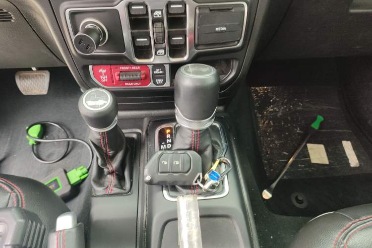 Used Jeep Wrangler 2021 2.0T Robin Hood Four-Door Edition