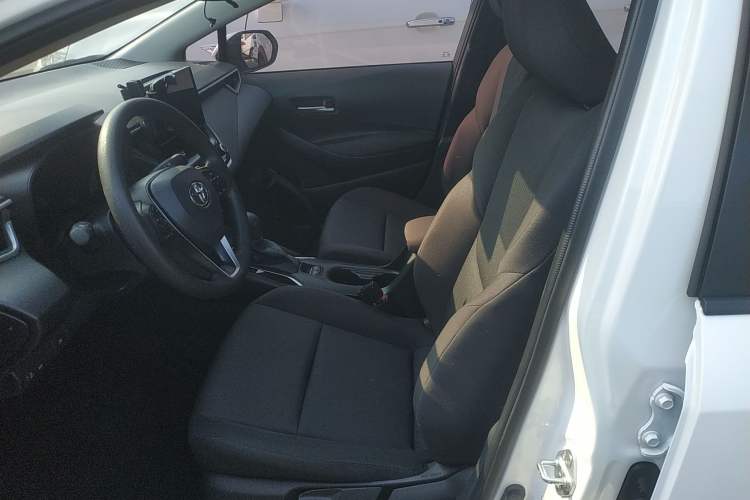 Used Toyota Levin 2023 Smart Electric Hybrid Dual-Engine 1.8L Leading Edition