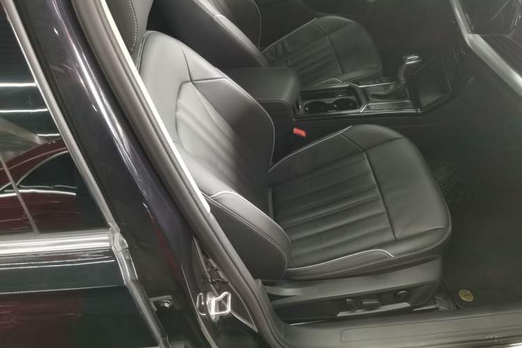 Used Volkswagen Passat 2022 330TSI Starry Elite Edition
