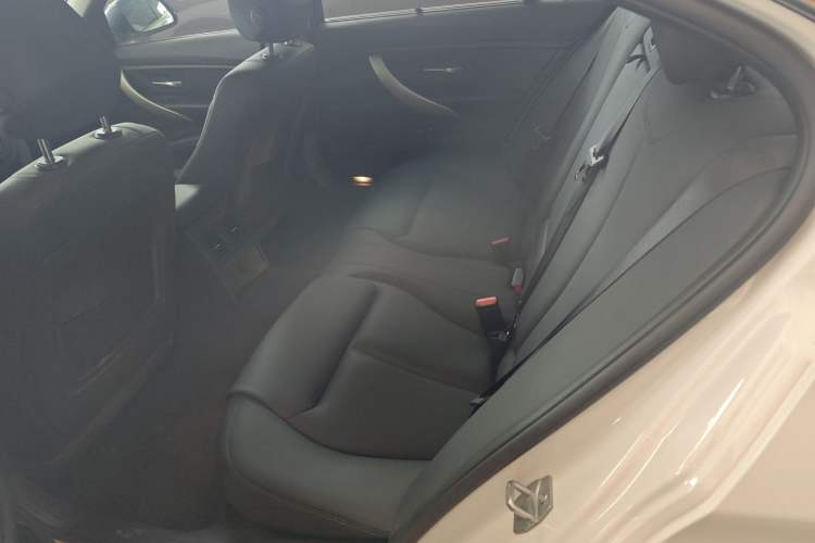 Used BMW 3 Series 2014 320Li Fashion Model
