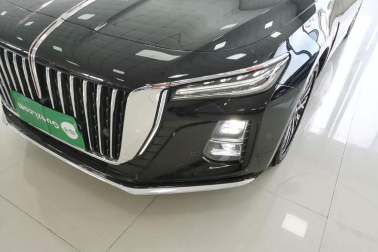 Used Hongqi H5 2025 2.0T Automatic Flag Edition – 500 000 Units Commemorative Version