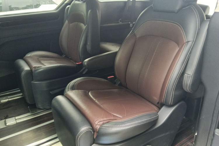 Used SAIC MAXUS G10 2018 PLUS 2.0T Automatic Luxury Executive Edition