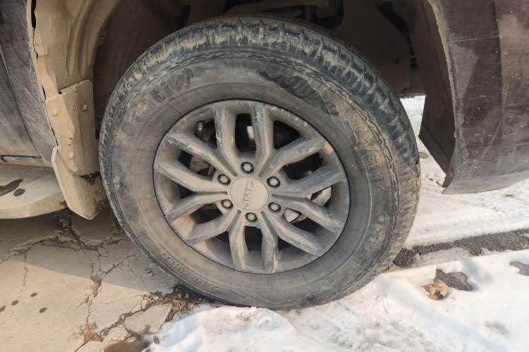 Used JMC Yuhu 7 2022 2.0T Manual Diesel 4x4 Comfort Version Standard Wheelbase