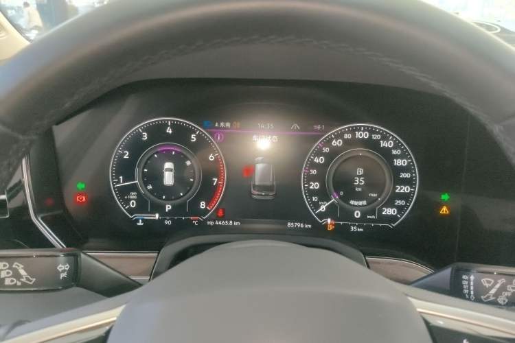 Used Volkswagen Touareg 2020 2.0 TSI RuiShang Edition China VI Standard
