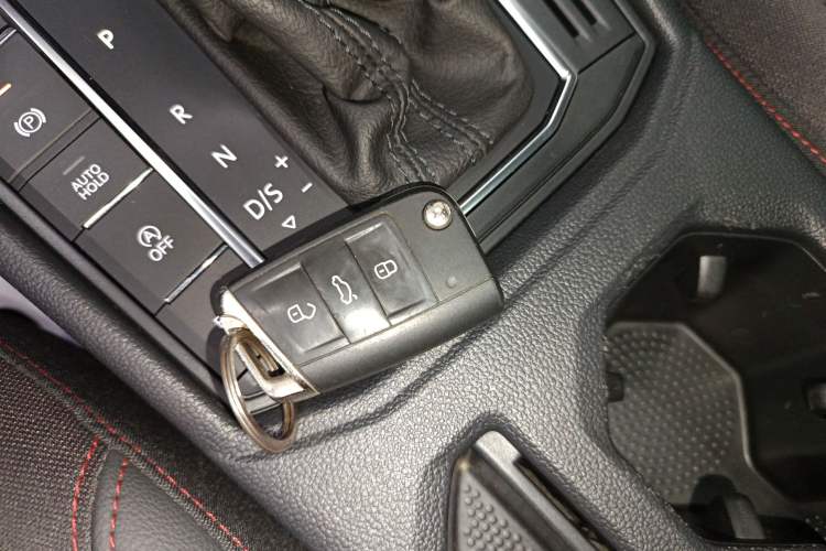 Used Volkswagen Lavida 2023 300TSI DSG Starry Full-Comfort Edition
