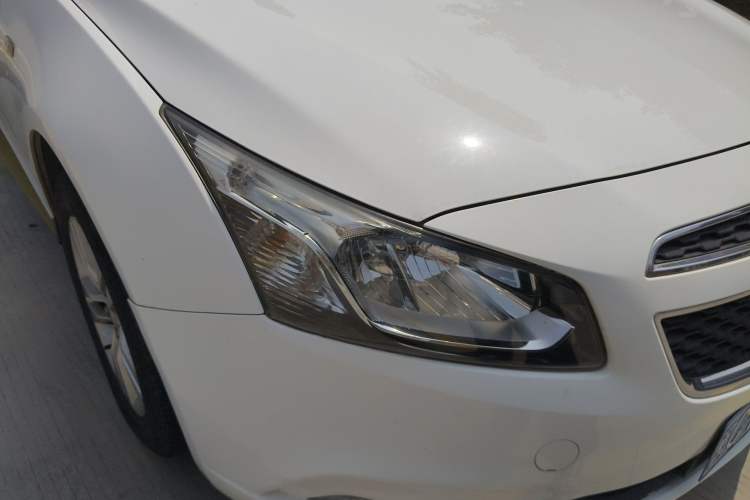 Used Chevrolet Cruze 2015 1.5L Classic SE AT Right Front Headlight