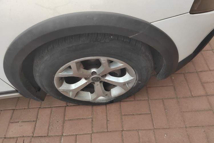 Used Brilliance Junjie Cross 2010 1.5L Automatic Luxury Edition
