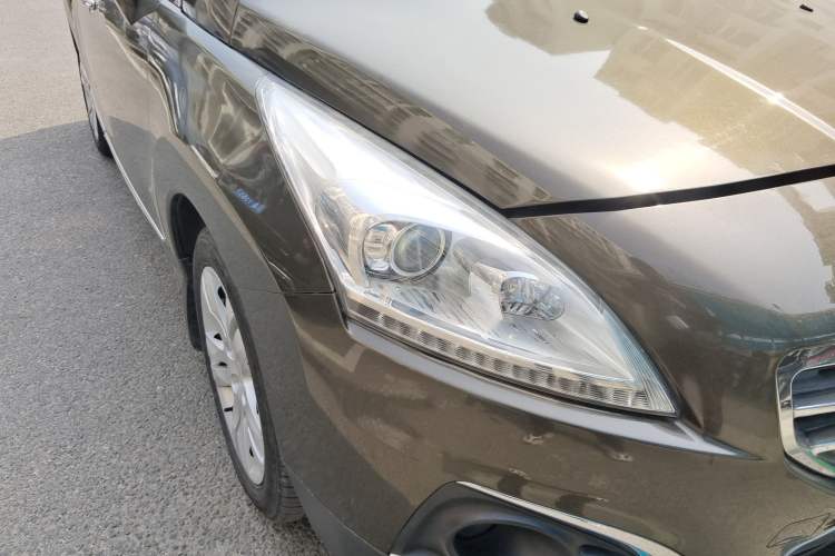 Used Peugeot 3008 2013 1.6THP Roland Garros Edition Right Front Headlight