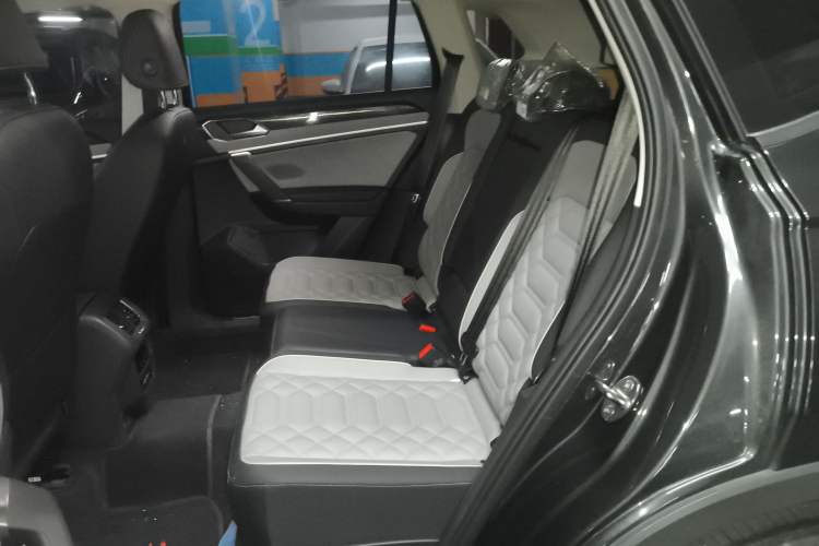 Used Volkswagen Tayron 2024 330TSI Two-Wheel Drive Luxury Plus Advanced Version
