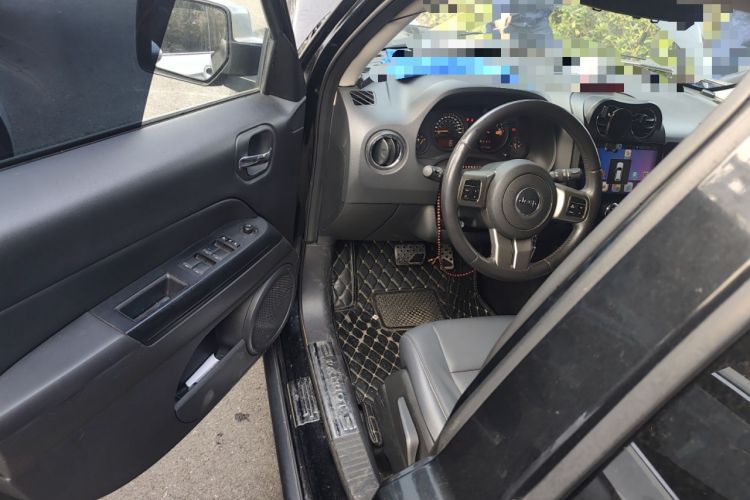 Used Jeep Patriot 2014 2.4L Sport Edition Driver Seat