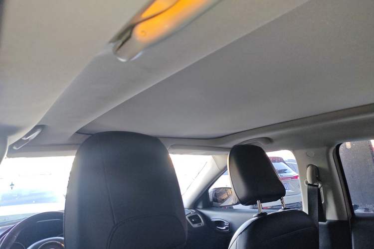 Used Jeep Compass 2017 200T Automatic Enjoyment Version Headliner