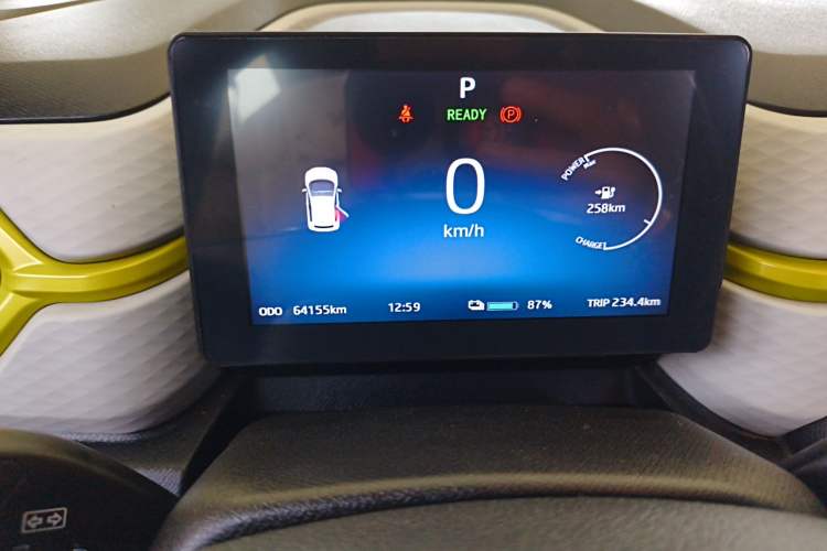 Used SOL E10X 2021 302 km Range Luxury Version 31.4 kWh