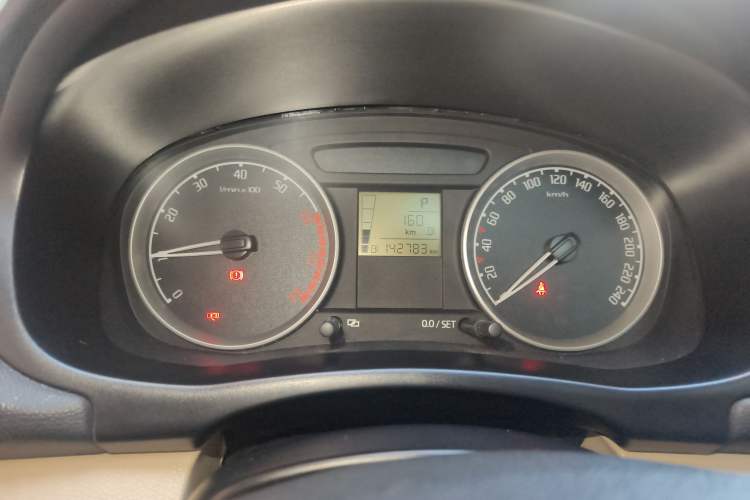 Used Skoda Fabia 2011 1.6L Automatic Crystal Edition