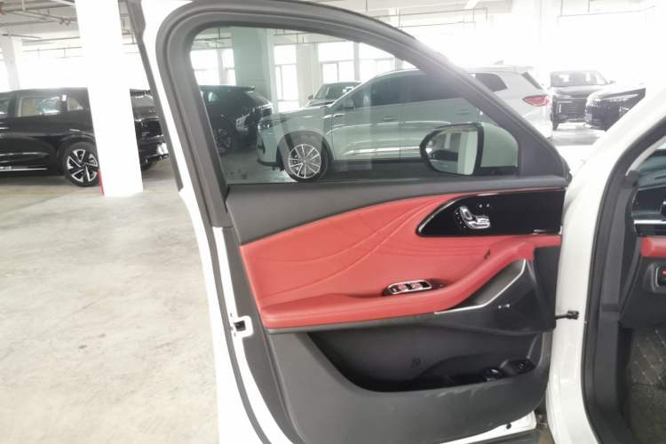 Used EXEED Stellar 2023 400T Two-Wheel Drive Comfort Edition