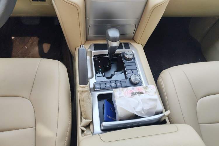 Used Toyota Land Cruiser 2017 4.0L Automatic Parallel Import
