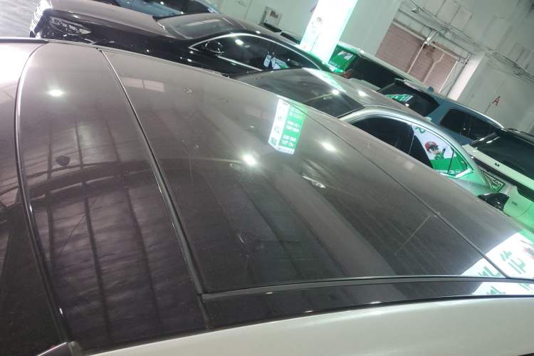 Used Toyota Avalon 2019 Dual-Engine 2.5L XLE Prestige Version China VI Standard