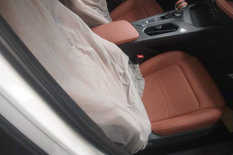 Used Changan X5 PLUS 2026 Model, Second Generation, 1.5T Transcendence PRO