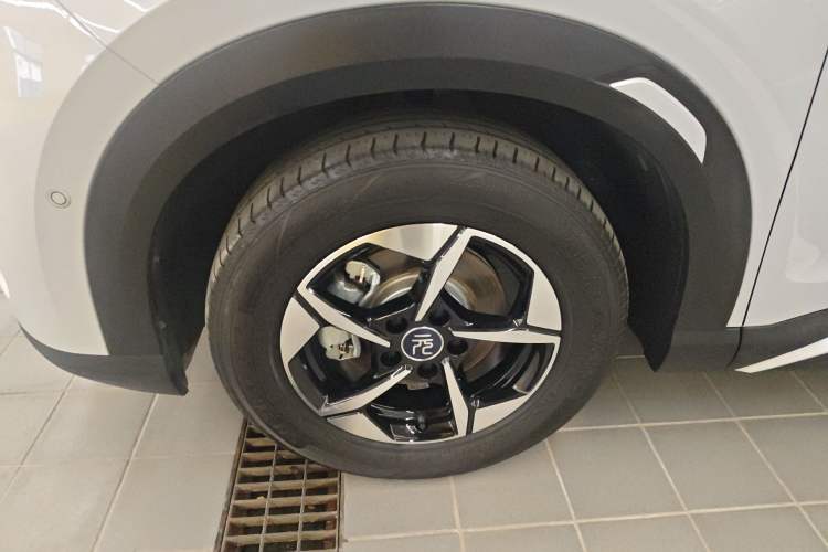 Used BYD Yuan UP 2025 Intelligent Driving Version 401 km Beyond-Range Edition